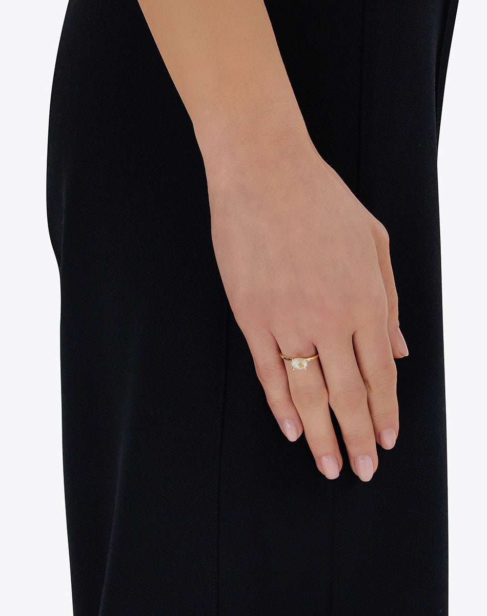 "Ipanema Duna" ring in polished gold, with doublet in rutilated quartz and mother-of-pearl (small)