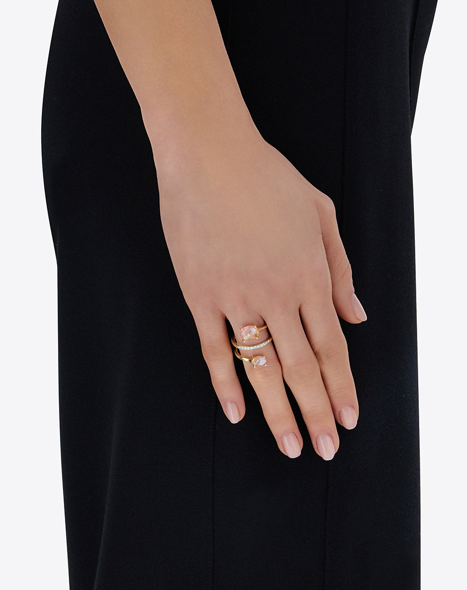 "Ipanema Sol" bypass ring in polished gold, with triplet of rutilated quartz, mother-of-pearl, pink jade and diamonds