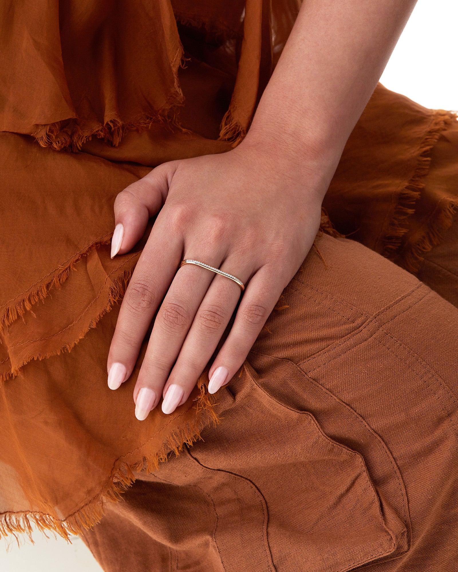 Libera rose Gold and diamonds two fingers ring
