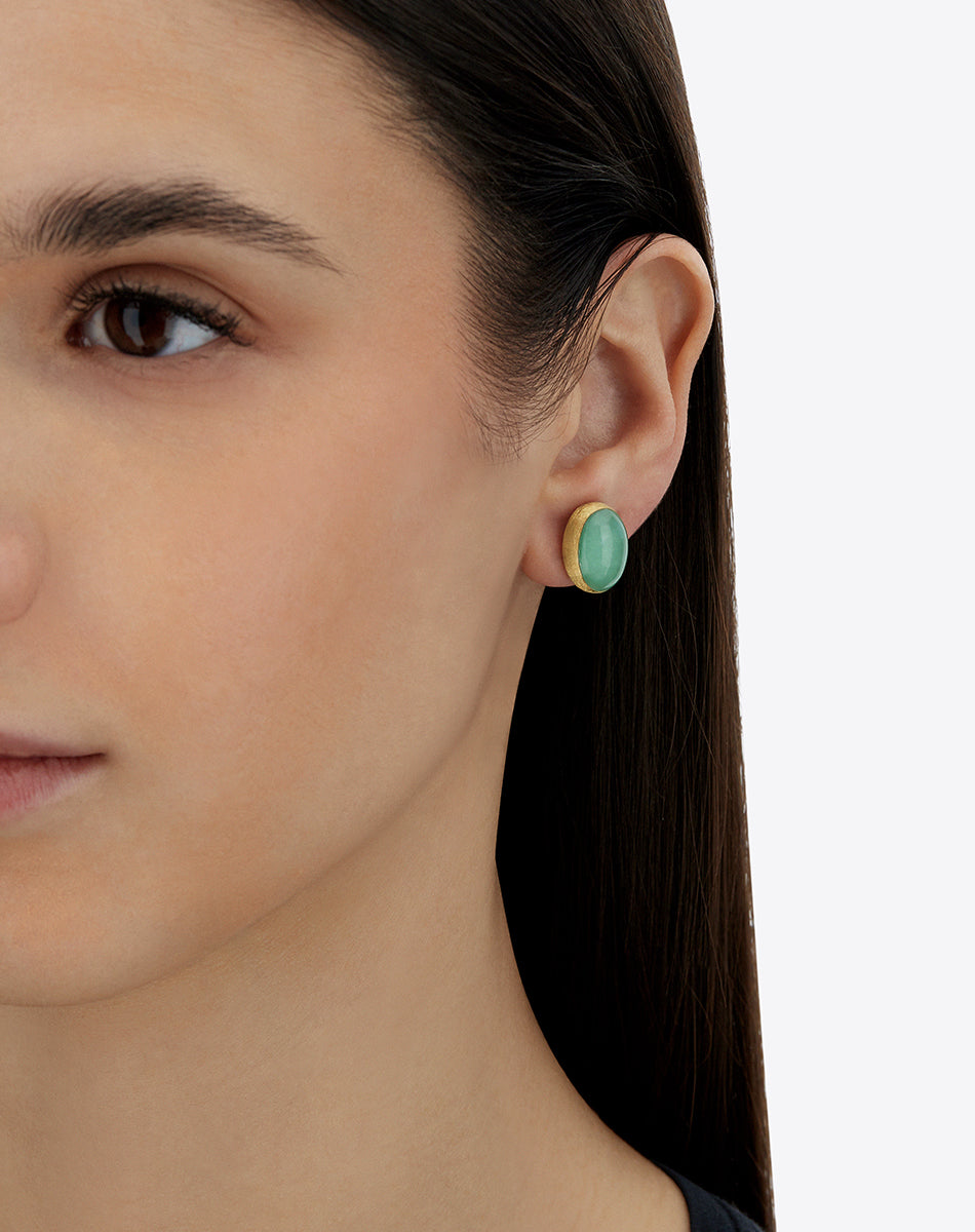 Lattementa “Muse” stud earrings in engraved gold, jadeite and rock crystal (small)