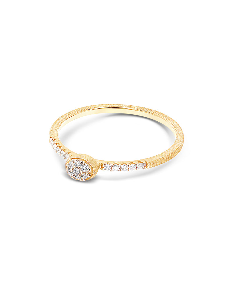 "Élite" Diamond and Hand-engraved Gold Elegant Engagement ring