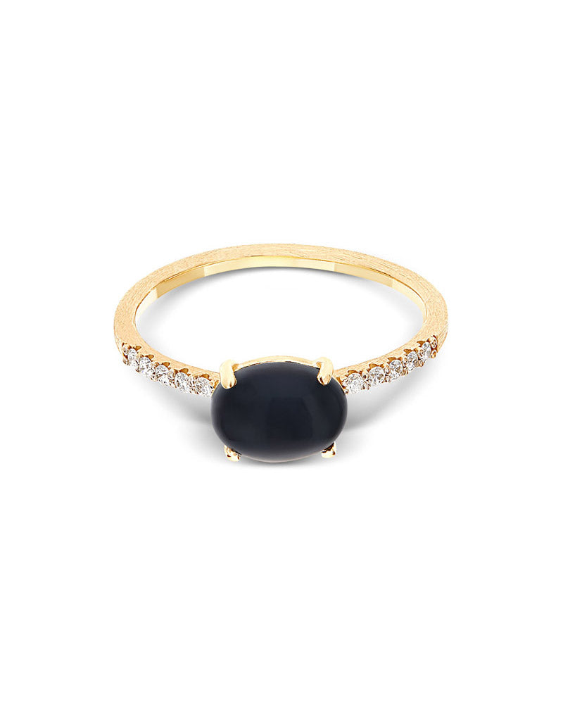 "Mystery Black" Gold, diamonds and Black onyx medium ring
