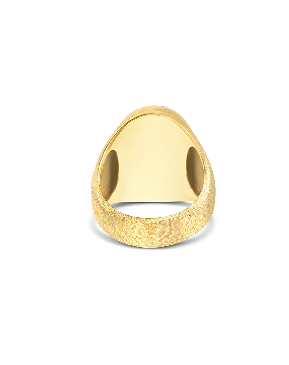 Rosolio “Muse” signet ring in engraved gold, strawberry quartz and rock crystal (large)