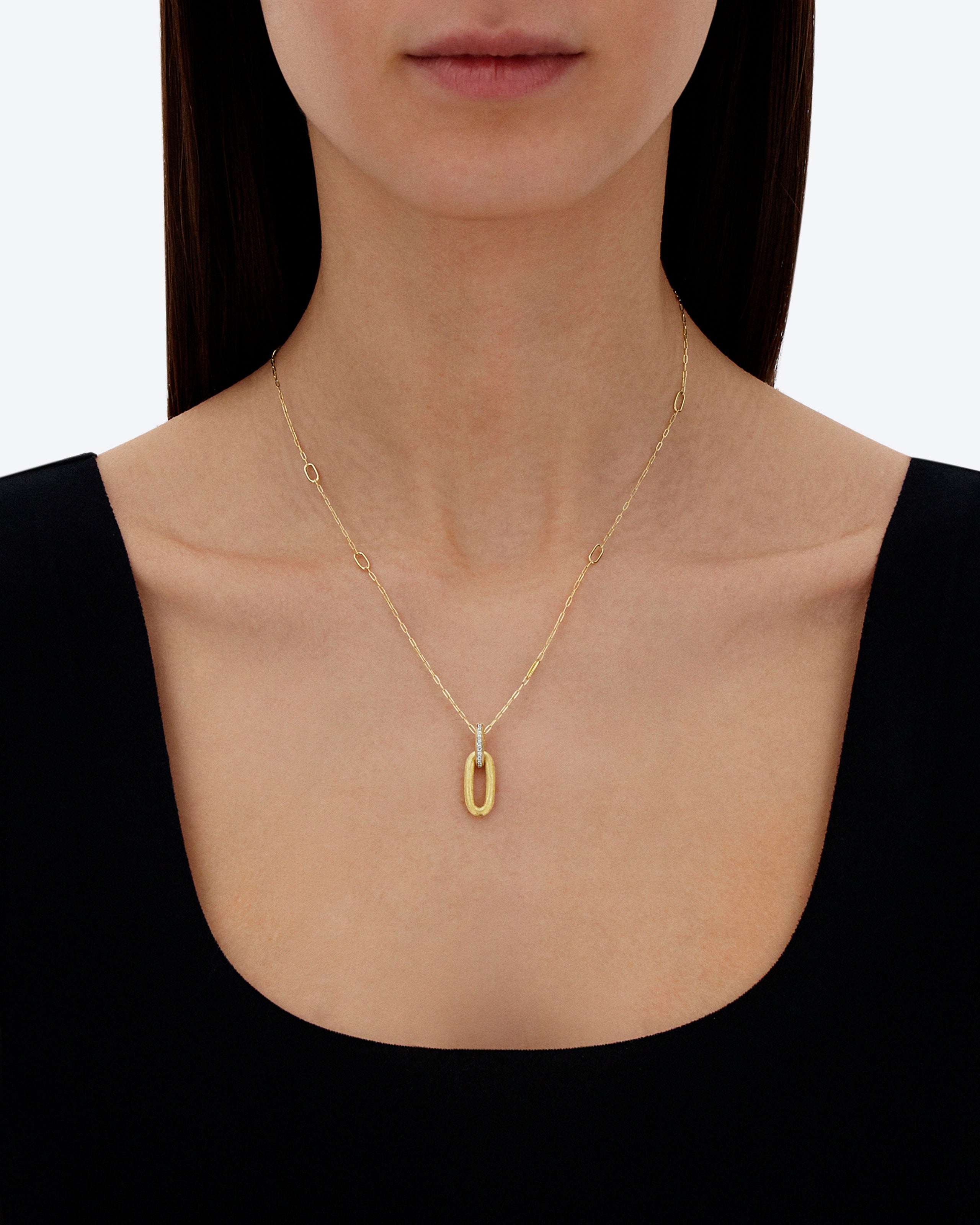 Libera necklace (short)