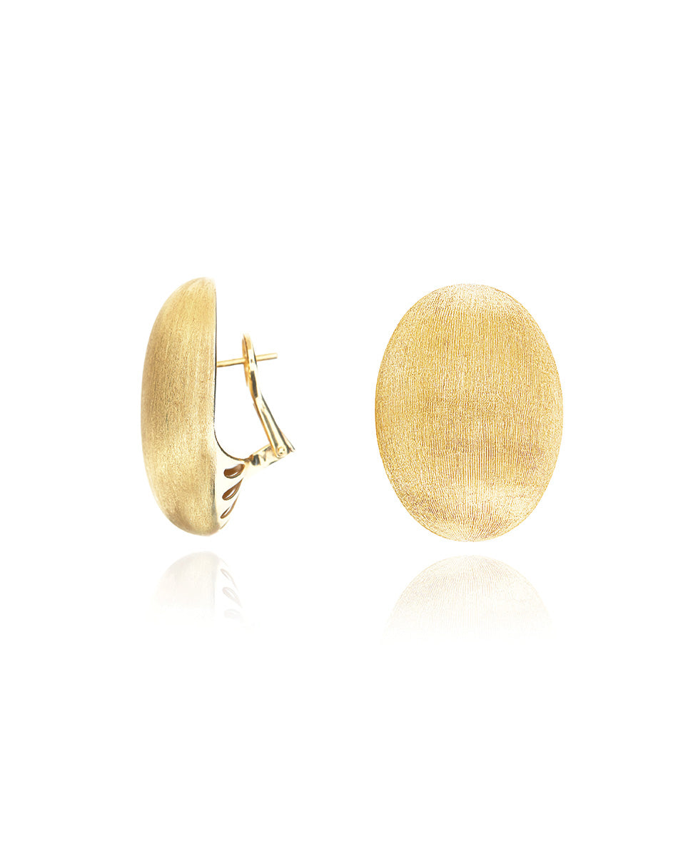 "Muse" gold pearl stud earrings (Large)