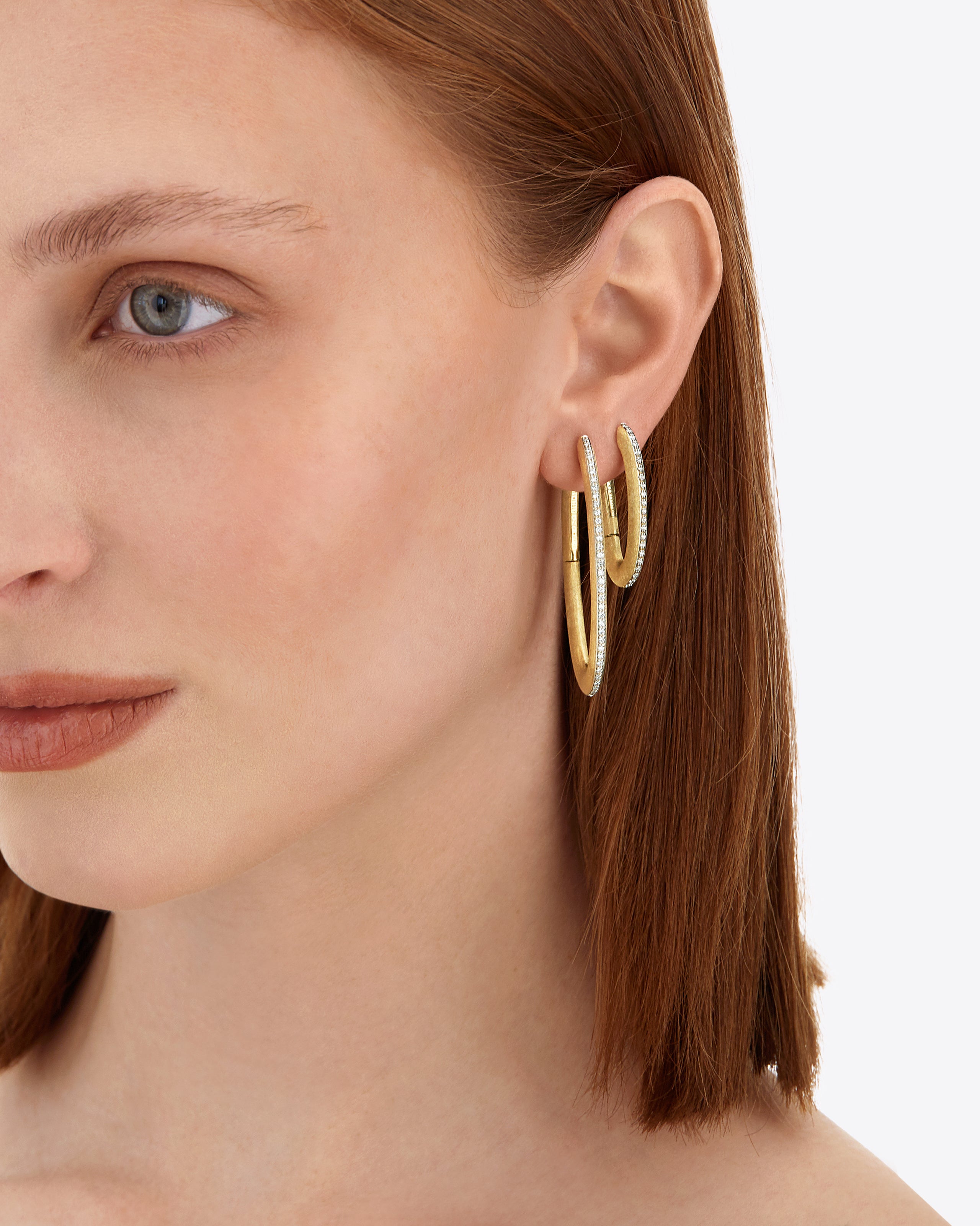 Libera Icon earrings (medium)