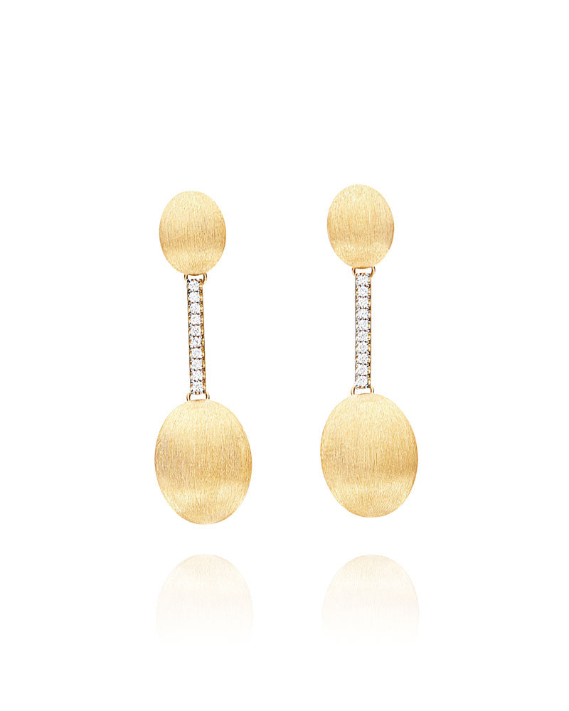 Aria earrings (big short), in engraved gold and diamonds