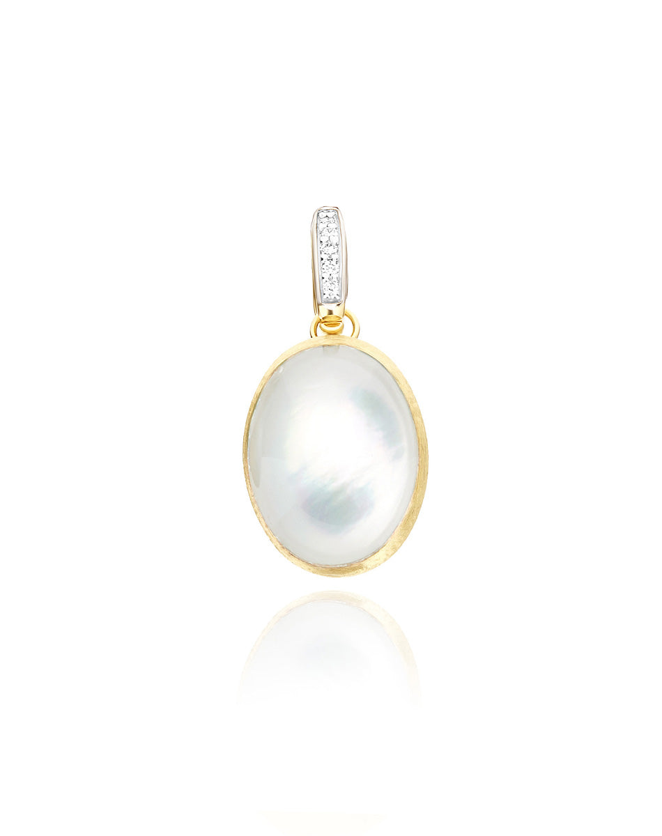 Dolcevita Boules charm (medium), in engraved gold, diamonds, mother-of-pearl and Rock crystal